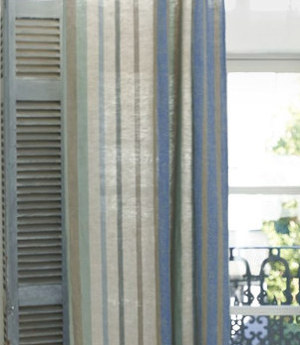 Brera Corso tissu ameublement lin naturel rustique doux et lavable imprimé rayures, de Designers Guild, pour chaise, fauteuil, canapé, rideau et coussin, vendu par la rime des matieres, bon plan tissu et frais de port offerts