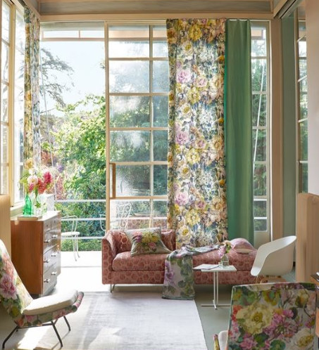 tissu d'ameublement Grandiflora Rose coton lavable  motif floral de Designers Guild, pour chaise, fauteuil, canapé, rideau, stores et coussins, vendu par la rime des matieres offre bon plan tissu et frais de port offerts