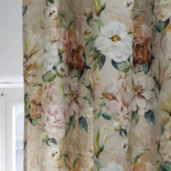 tissu d'ameublement Jardin Botaniquede Designers Guild, lin mlang lavable  motif floral roses et camlias, pour chaise, fauteuil, canap, rideau, stores et coussins, vendu par la rime des matieres offre bon plan tissu et frais de port offerts