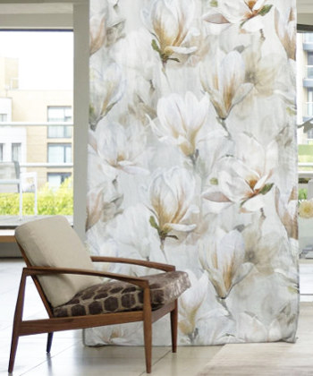 rideau tissu d'ameublement Yulan, lin motif floral magnolia style aquarelle, de Designers Guild, pour rideau, stores et coussins, vendu par la rime des matieres offre bon plan tissu et frais de port offerts