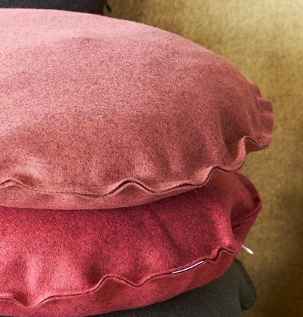 Melton tissu ameublement laine feutrée non feu et robuste, de Designers Guild, pour chaises, fauteuils, canapés et coussins, vendu par la rime des matieres, bon plan tissu et frais de port offerts