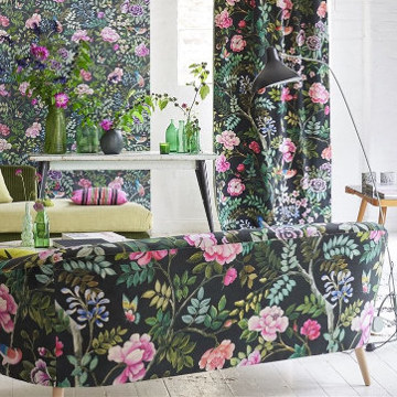 tissu d'ameublement Porcelaine de Chine velours motif floral de Designers Guild, pour chaise, fauteuil, canapé, rideaux, stores et coussins, vendu par la rime des matieres offre bon plan tissu et frais de port offerts