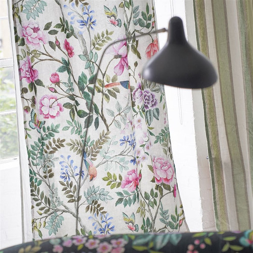 tissu d'ameublement Porcelaine de Chine de Designers Guild, lin pur chiné motif floral, pour rideaux, stores et coussins, vendu par la rime des matieres offre bon plan tissu et frais de port offerts