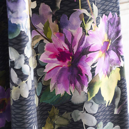 Canapé et rideau tissu ameublement Shalimar Garden, velours imprimé floral de Designers Guild, vendu par la rime des matieres, bon plan tissu