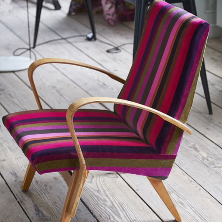 Varese Lambusa tissu ameublement velours rayures modernes pour fauteuil, canapÃ© et rideaux, de designers guild vendu par la rime des matieres, bon plan tissu frais de port offerts
