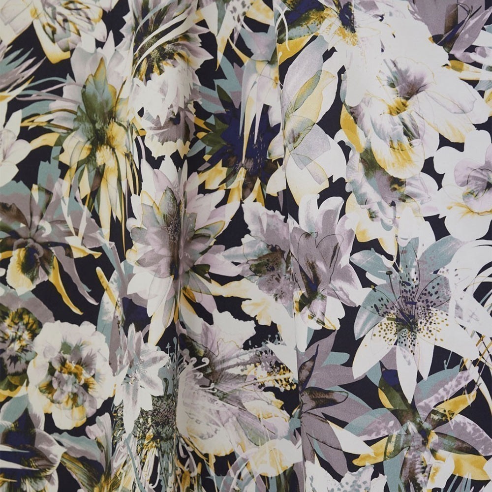 Hawai tissu ameublement lavable  de Jean Paul Gaultier, motif floral tropical luxuriant  pour  rideaux, fauteuil et canapé, vendu par la rime des matieres
