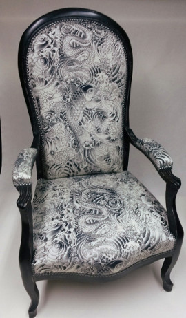 tissu ameublement komodo de jp gaultier pour fauteuil Voltaire