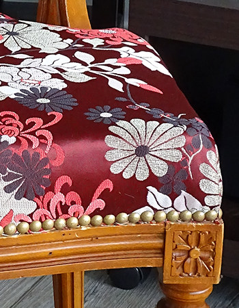 chaise Louis XVI et tissu Kyoto de Jean-Paul Gaultier, tissu vendu par la rime des matieres, frais de port offerts