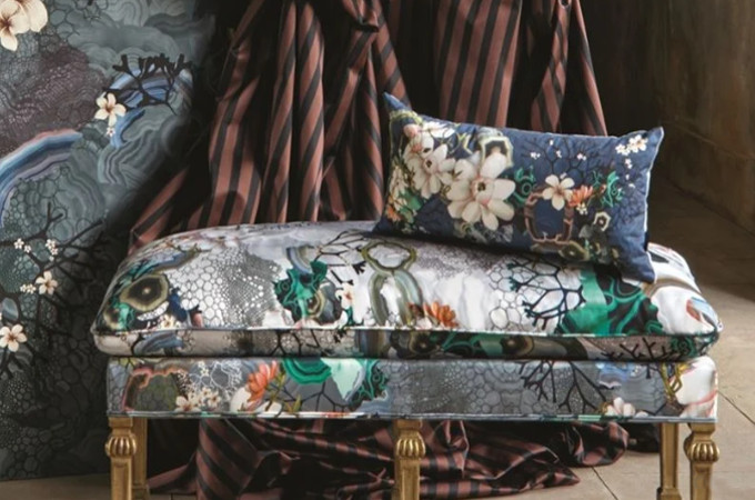 Algae Bloom tissu d'ameublement satin de coton lavable de Christian Lacroix, motif végétal et minéral  paysage imaginaire, pour chaise, fauteuil, canapé, coussin et rideaux, vendu par la rime des matieres bon plan tissu et frais de port offerts