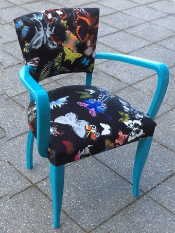 fauteuil bridge tissu butterfly parade christian lacroix vendu par la rime des matieres