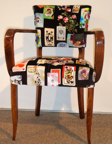 fauteuil lbridge et tissu maison de jeu de Christian Lacroix vendu par la rime des matieres bon plan tissu