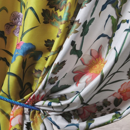 Selam tissu ameublement lavable de Christian Lacroix, motif floral raffiné, pour rideaux, stores et coussins, vendu par la rime des matieres, bon plan tissu et frais de port offerts