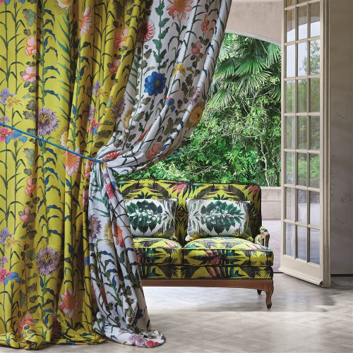 Selam tissu ameublement lavable de Christian Lacroix,  motif floral raffiné, pour  rideaux, stores et coussins, vendu par la rime des matieres, bon plan tissu et frais de port offerts