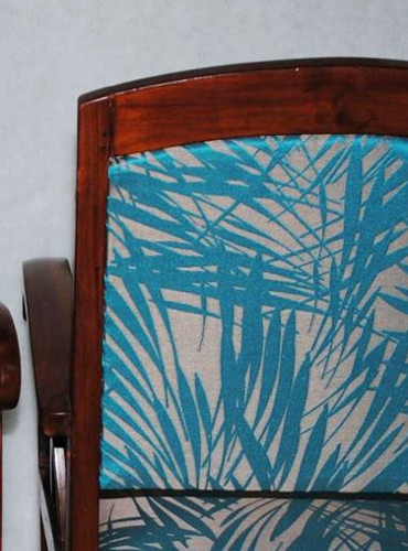 fauteuil empire tissu cuba lelièvre pour la rime des matieres
