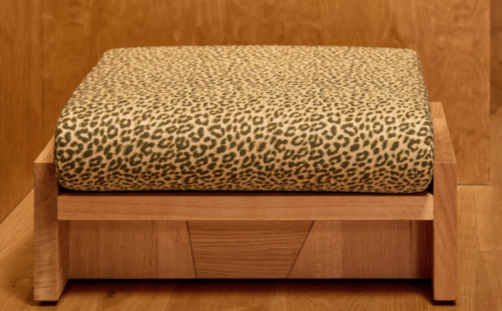 tissu ameublement Féline de Lelièvre,  motif peau de bête léger effet texturé,  non feu et lavable, pour chaise, fauteuil, canapé, coussin, rideau, tissu vendu par la rime des matieres, bon plan et frais de port offerts