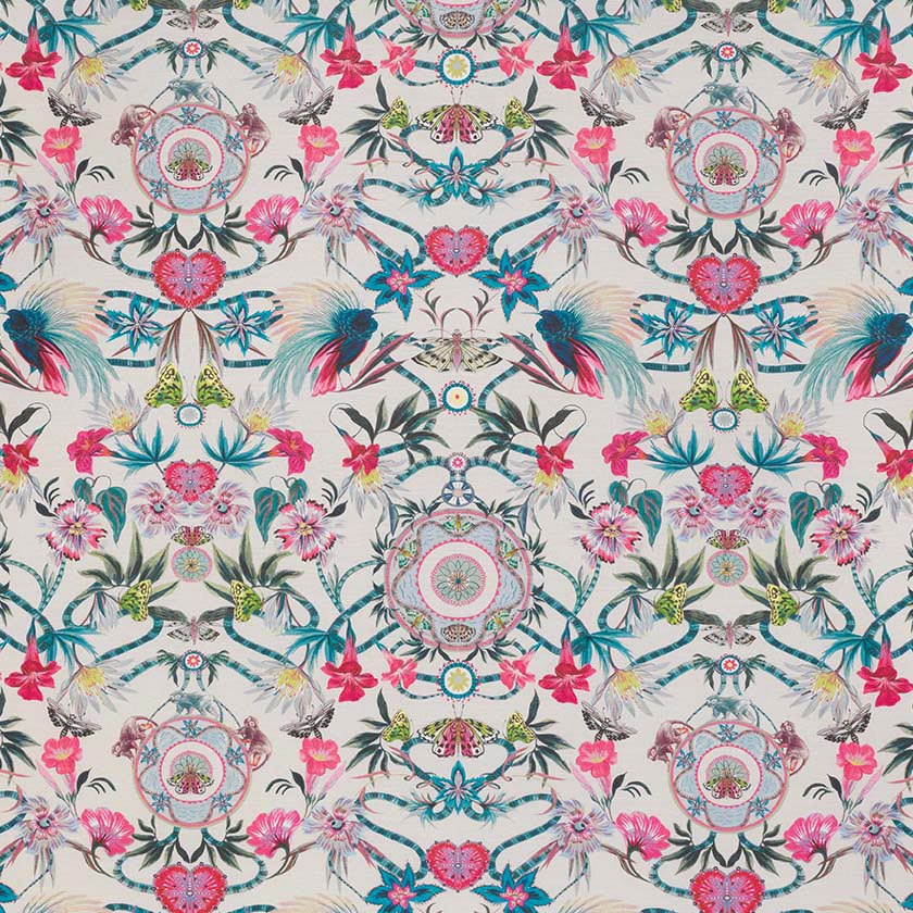 menagerie tissu ameublement imprimé exotique fleurs oiseaux papillons matthew williamson pour osborne & little pour chaise, fauteuil et canapé et rideaux