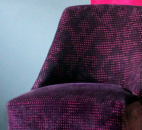 Nikki tissu velours motif design pour chaise, fauteuil et canapé, de casal, vendu par la rime des matieres bon plan tissu ameublement frais de port offerts