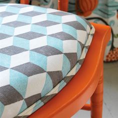 chaise tissu balyan imprimé osborne & little par la rime des matieres