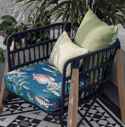 Laghetto tissu ameublement outdoor spécial extérieur, motif faune sous-marine,  pour fauteuil canapé coussins mobilier de jardin et bord de pisicne, nautisme, de osborne & little vendu par la rime des matieres, bon plan tissu et frais de port offerts