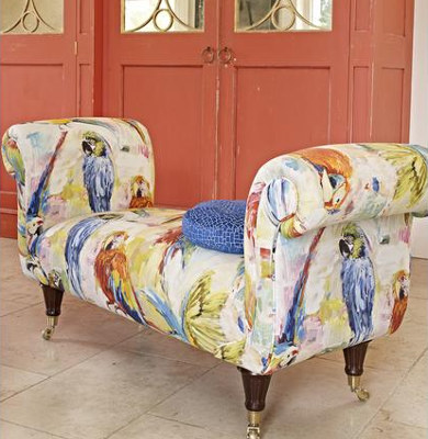 Macaw tissu ameublement lavable motif perroquet style aquarelle  de Prestigious Textiles, pour chaise, fauteuil, canapé, stores, rideau et coussin, vendu par la rime des matieres, bon plan tissu et frais de port offerts