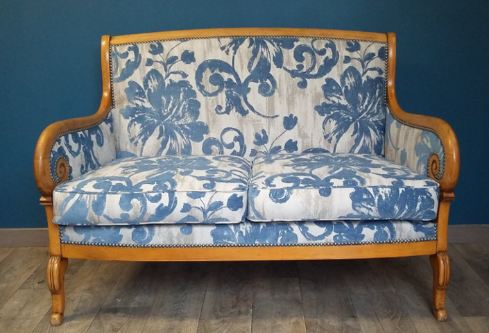 Canapé tissu Quito motif floral lavable et Aquaclean de Casal  pour chaise, fauteuil, canapé et rideaux vendu par la rime des matieres bon plan tissu