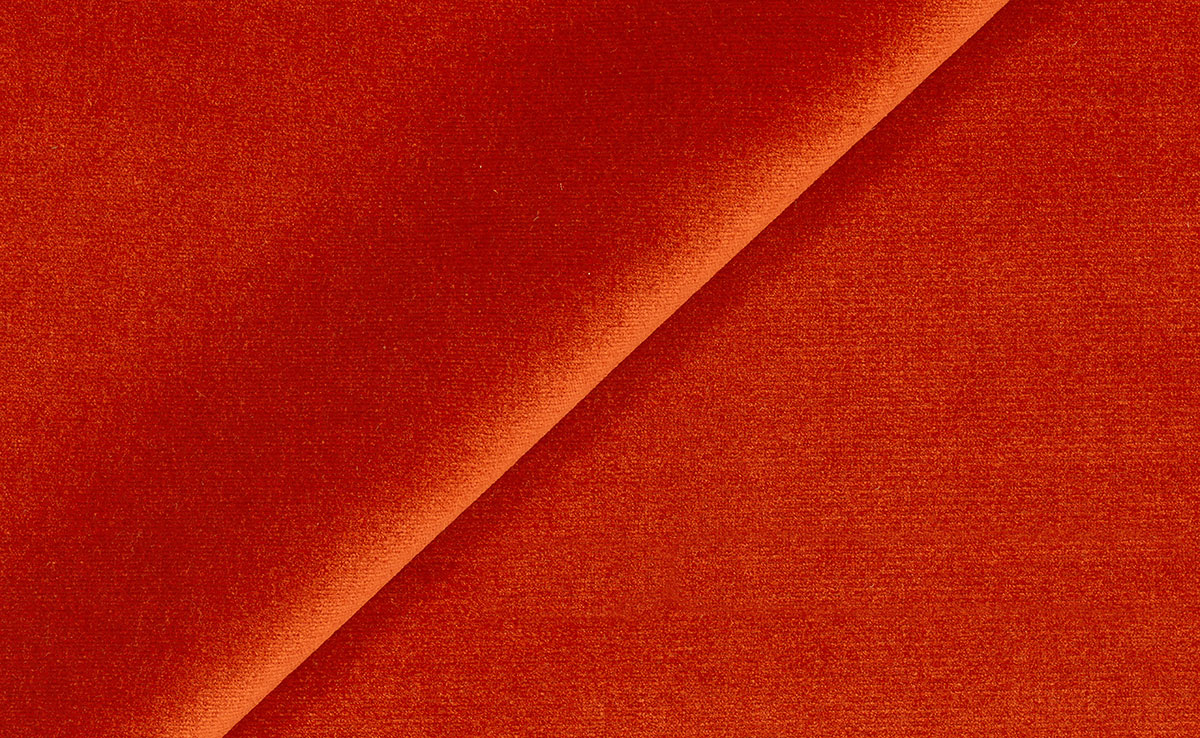 Proof tissu ameublement vlours uni lavable de Sahco pour chaise, fauteuil, canapé et rideaux, vendu par la rime des matieres, bon plan tissu