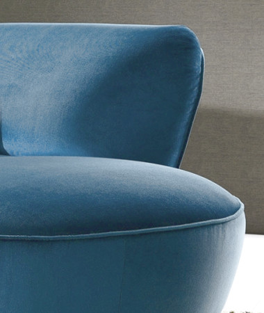 Proof tissu ameublement velours uni lavable hypoallergénique de Sahco, pour chaise, fauteuil, canapé, rideaux et coussins, vendu par la rime des matieres bon plan tissu