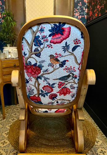 tissu Alexandra Velours de Thévenon, motif jardin extraordinaire stylisé, lavable, pour chaise, fauteuil, canapé, rideaux et coussins, vendu par la rime des matieres, bon plan tissu et frais de port offerts. 