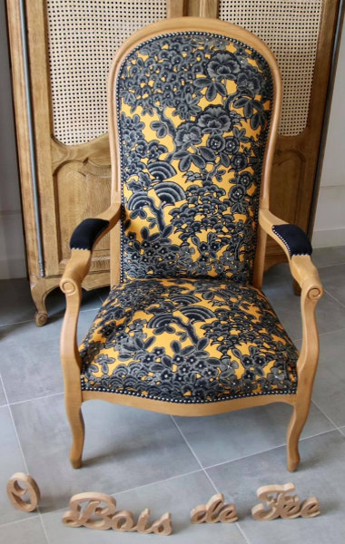 fauteuil Voltaire et tissu lavable Kew Gardens, motif végétal arbre de vie des serres royales de Londres, de Thévenon, pour chaise, fauteuil, canapé, rideaux et coussins, vendu par la rime des matieres, bon plan tissu et frais de port offerts. 