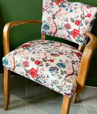 Rochecotte tissu ameublement lavable Rochecotte, motif floral végétal belles demeures de charme, de Thévenon, pour chaise, fauteuil, canapé, rideaux et coussins, vendu par la rime des matieres, bon plan tissu et frais de port offerts. 